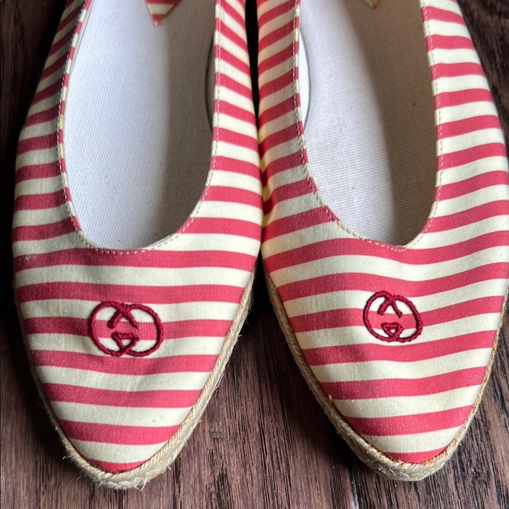 Vintage Gucci Red and White Striped Women's Flats Sz 40 - Picture 3 of 12